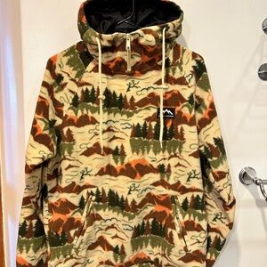 Fleece Mountain Pullover